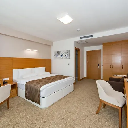 Mien Apartment *