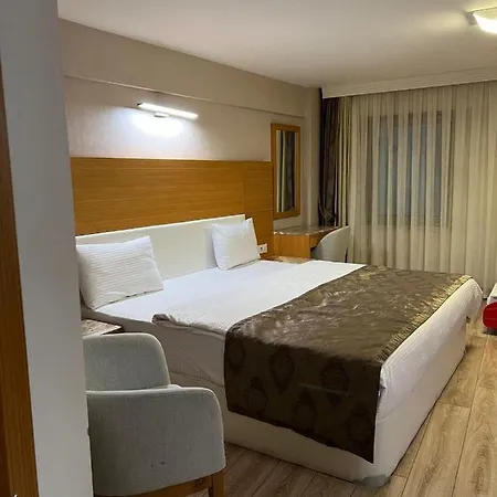 Mien * Κωνσταντινούπολη