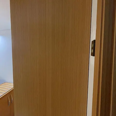 Mien Apartment *