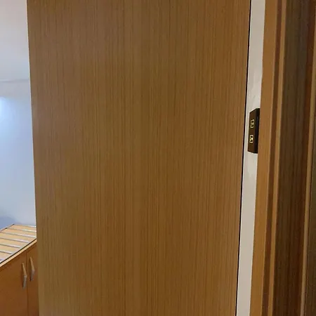 Mien Apartment *